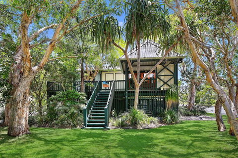 Ngungun St 14, Dicky Beach - Broome Tourism 0