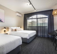 Nightcap at Springwood Hotel - Broome Tourism
