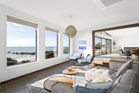 Novo Luxury Apartment - Broome Tourism 1