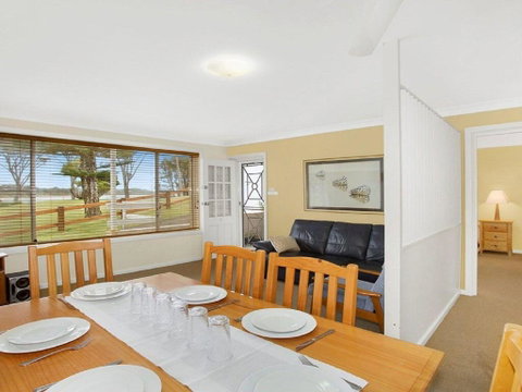 Ocean Blue Apartment Five - Ground Floor Apartment - Broome Tourism 0