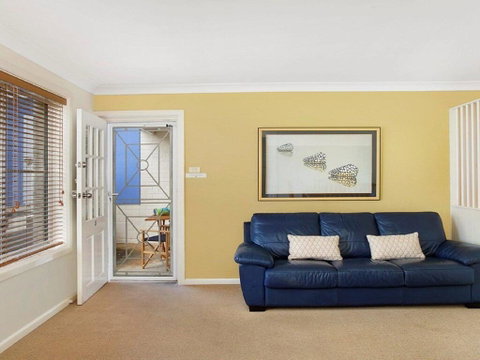 Ocean Blue Apartment Five - Ground Floor Apartment - Broome Tourism 3