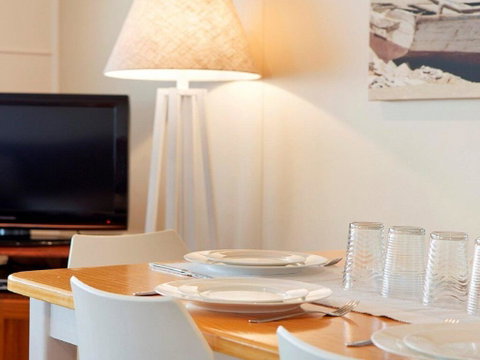Ocean Blue Apartment Two - Oceanfront Apartment - Broome Tourism 1