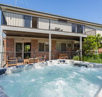 Ocean Breeze Retreat - with spa and space - Broome Tourism
