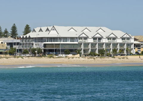 Ocean Centre Hotel - Broome Tourism 0