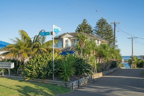 Ocean Pines, Unit 1 - Blue Bay, NSW - Broome Tourism 3
