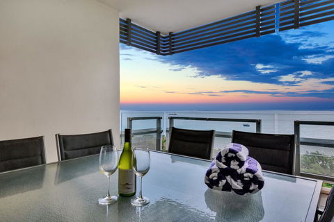 Oceana Darwin Central Oceanfront 3 Bedroom 2 Lounge Room Pool Gym Tennis Court Sleeps 9 - Broome Tourism 0