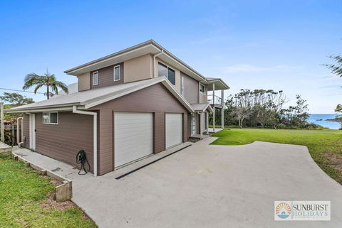 Oceanview Beach Front - Broome Tourism 3