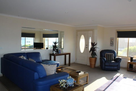 On Casey's - Broome Tourism 0