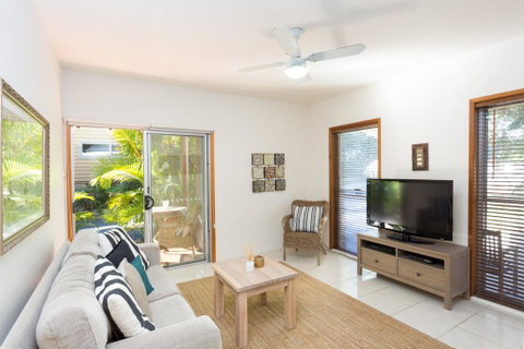 OUTRIGGER - Broome Tourism 3