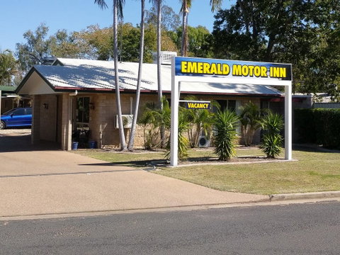 Overflow Emerald Motor Inn - Broome Tourism 2