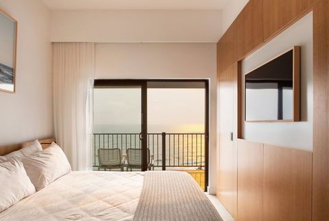 Pacific Hotel Yamba - Broome Tourism 2