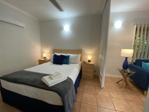 Palm Villas In Port #8 - Broome Tourism 3