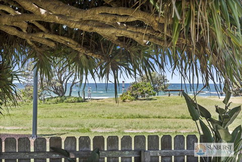 Pandanus On Emerald - Broome Tourism 0