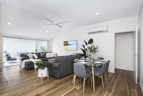 Park Avenue Terrace House Sleeps 9 - Broome Tourism 1