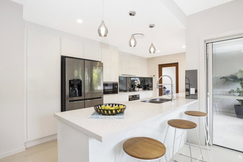 Park Avenue Terrace House Sleeps 9 - Broome Tourism 3