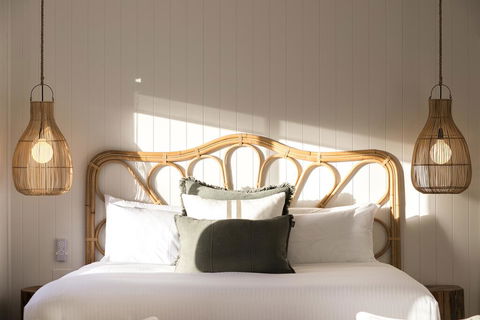Pebbly Beach Escape - Broome Tourism 2