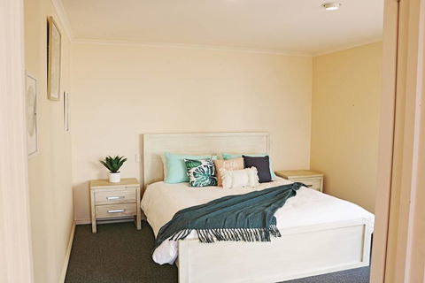 Pelican Lake Holiday House - Broome Tourism 2