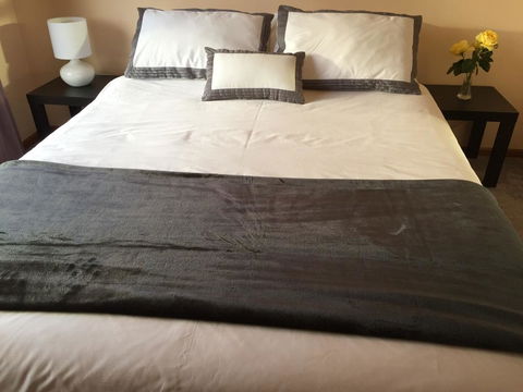 Penguin Seaside Homestay - Broome Tourism 2