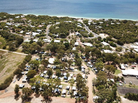 Peppermint Grove Beach Holiday Park - Broome Tourism 0