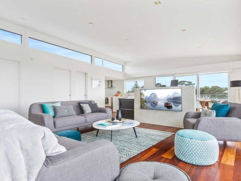 Perpendicular Penthouse - Modern Beachside Apartment - Broome Tourism 3
