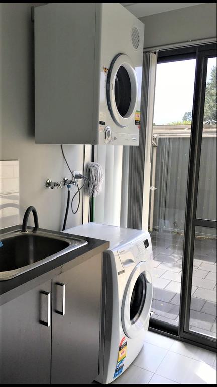 Perth Urban Vacation Home - Close To City & Airport - Broome Tourism 3