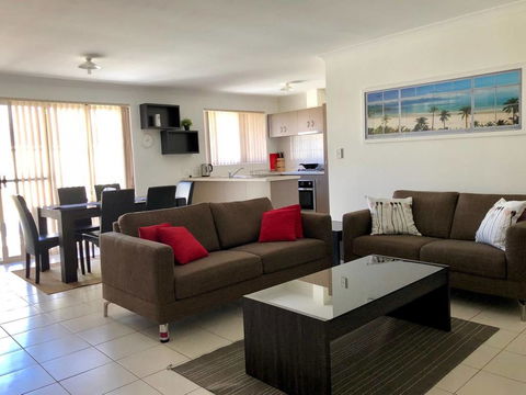 Perth Whistler Lodge - Broome Tourism 0