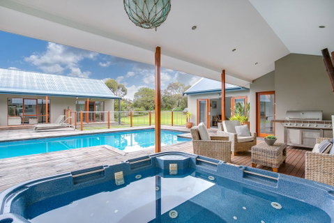 Pool Haven On Leah - Broome Tourism 0