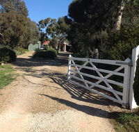 Port Elliot rural retreat - Broome Tourism