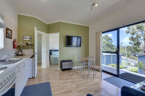 Port Huon Cottages - Broome Tourism 2