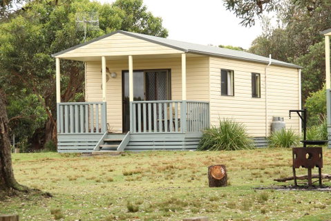 Pretty Beach Cabins - Broome Tourism 1