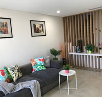 Private Room in Modern Comfortable Home Stay - Broome Tourism