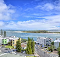 Pumicestone Blue Resort - Broome Tourism
