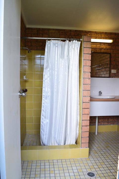 Pyramid Holiday Park - Broome Tourism 3