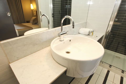 Quality Hotel Mildura Grand - Broome Tourism 1