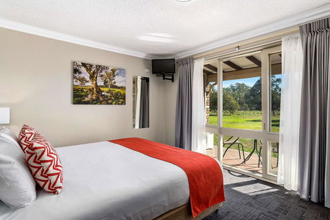 Quality Inn Carriage House - Broome Tourism 1