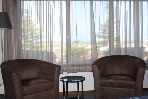 Raglan Motor Inn - Broome Tourism 3