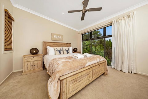 Ravensbourne Escape - Silverwood Lodge - Broome Tourism 3