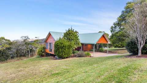 Ravensbourne Escape- Stella Luna - Broome Tourism 3