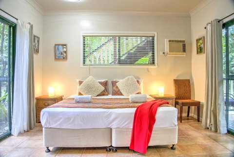 Red Mill House In Daintree - Broome Tourism 3