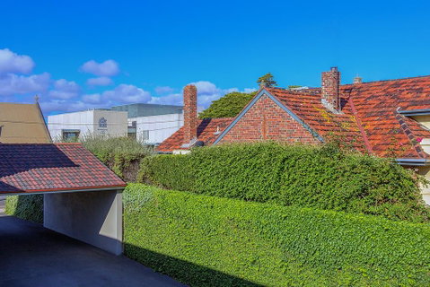 Redwood Manor Motel Apartments - Broome Tourism 3