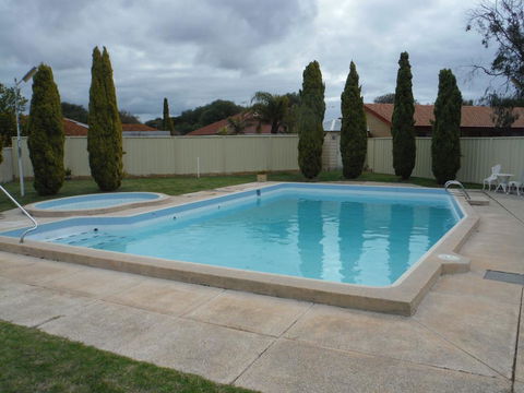 Restawile Motel - Broome Tourism 0