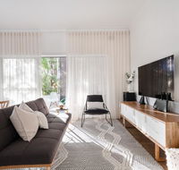 Restful Allawah Retreat near Sydney Airport - Broome Tourism
