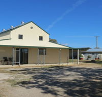RETRO FUNNY FARM - Broome Tourism