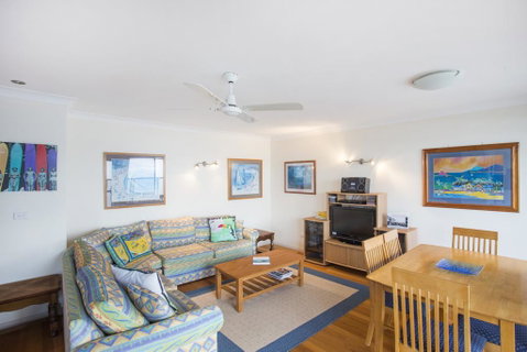 Riley 2/2 - Mollymook - Broome Tourism 2