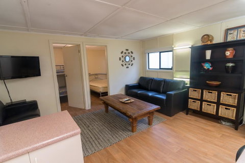 Riverfront Getaway - Mannum - Broome Tourism 3