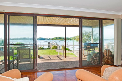 Riverside Delight @ Greenwell Point - Broome Tourism 1