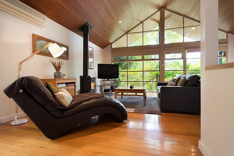 Romantic Treehouse Getaway - Broome Tourism 0