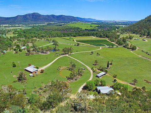 Rosa Estate In Broke - Two 3br House In Walking Distance To Cellar Doors - Broome Tourism 1