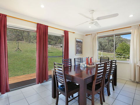 Rosa Estate In Broke - Two 3br House In Walking Distance To Cellar Doors - Broome Tourism 3