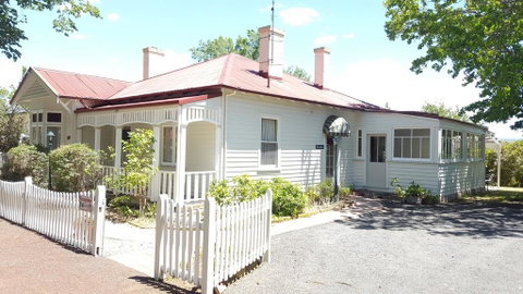 Ross B&B Accommodation - Broome Tourism 0